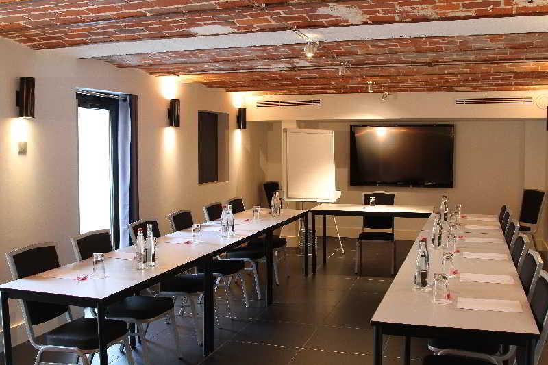 Le César 4* Provins